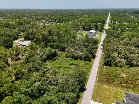 1210 Mcarthur Avenue Lehigh Acres FL 33972