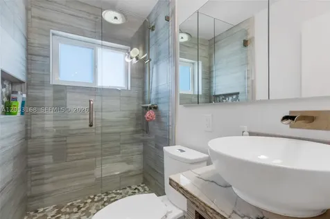 821 84th Street Miami Beach FL 33141