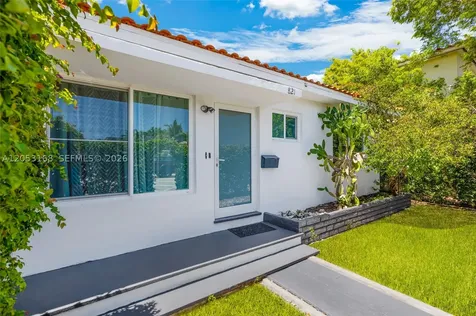 821 84th Street Miami Beach FL 33141