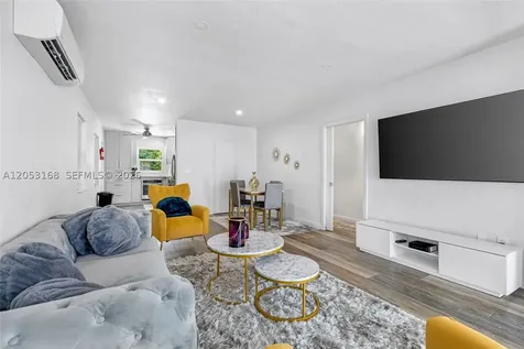 821 84th Street Miami Beach FL 33141