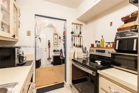 9490 SW 77th Avenue Miami FL 33156