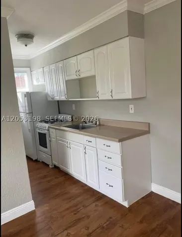 618 30th Street West Palm Beach FL 33407