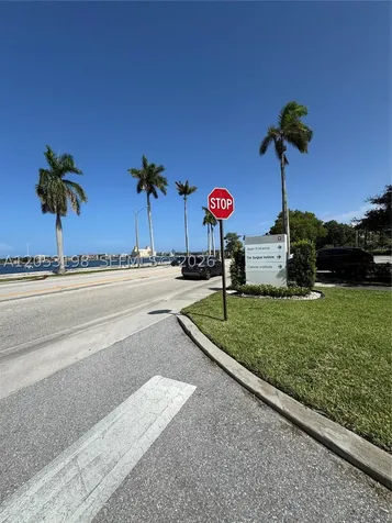 618 30th Street West Palm Beach FL 33407
