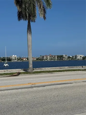 618 30th Street West Palm Beach FL 33407