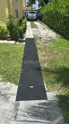 618 30th Street West Palm Beach FL 33407