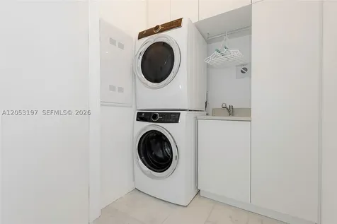 2821 S Bayshore Drive Coconut Grove FL 33133