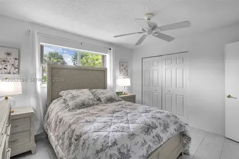 450 SE 7th Street Dania Beach FL 33004
