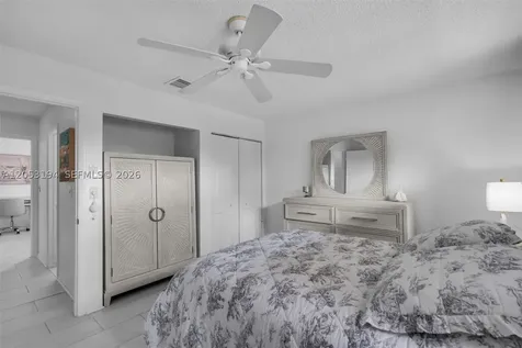 450 SE 7th Street Dania Beach FL 33004