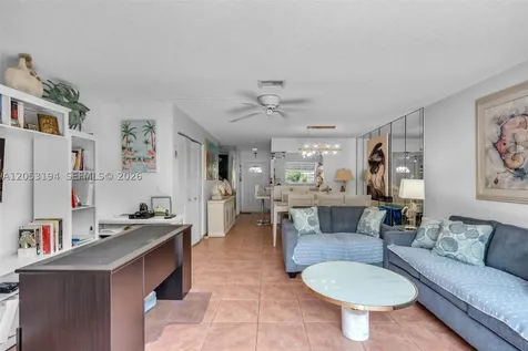 450 SE 7th Street Dania Beach FL 33004