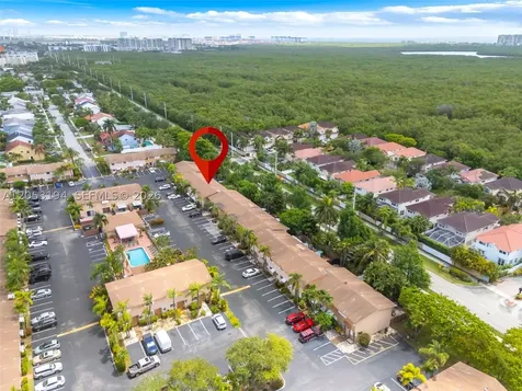 450 SE 7th Street Dania Beach FL 33004