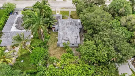 106 NW 84th Street Miami FL 33150