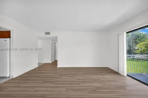 505 S Pine Island Road Plantation FL 33324