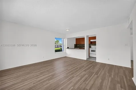 505 S Pine Island Road Plantation FL 33324