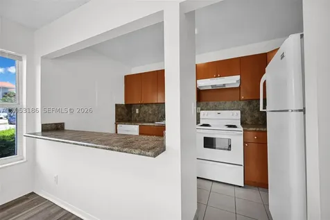 505 S Pine Island Road Plantation FL 33324