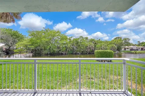 505 S Pine Island Road Plantation FL 33324