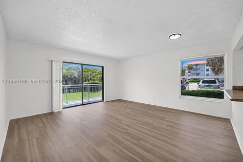 505 S Pine Island Road Plantation FL 33324