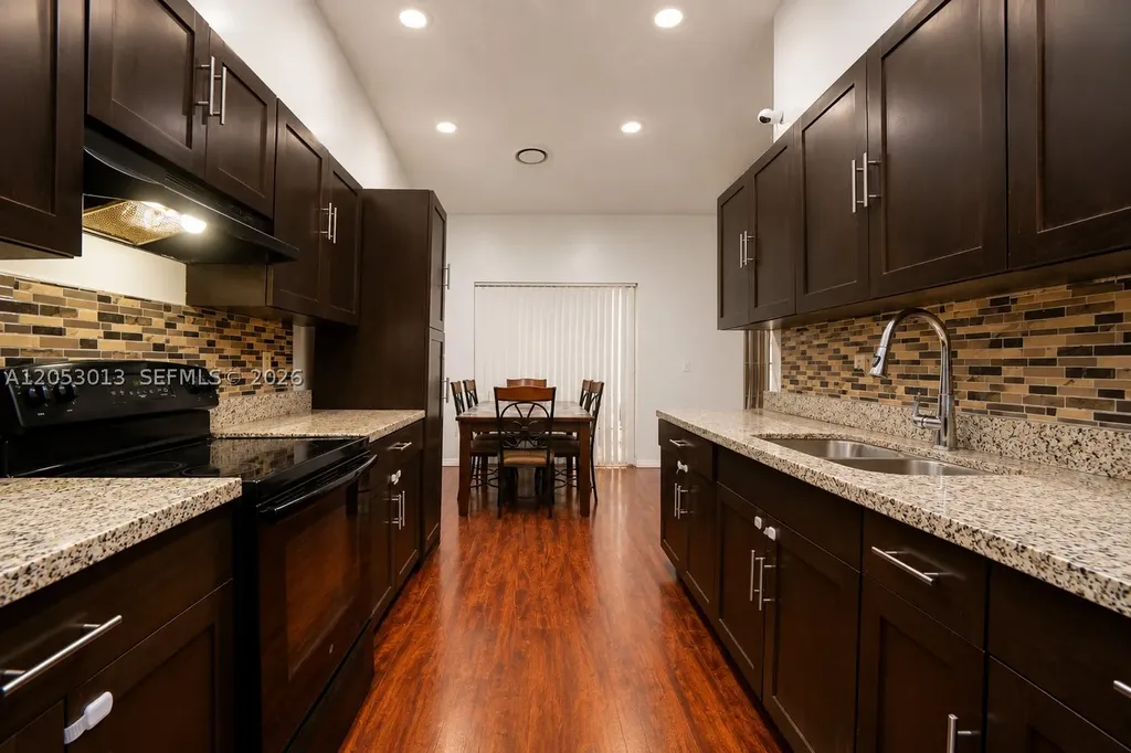 940 NE 212th Terrace Miami FL 33179