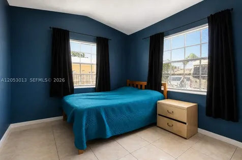 940 NE 212th Terrace Miami FL 33179