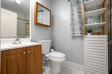 940 NE 212th Terrace Miami FL 33179