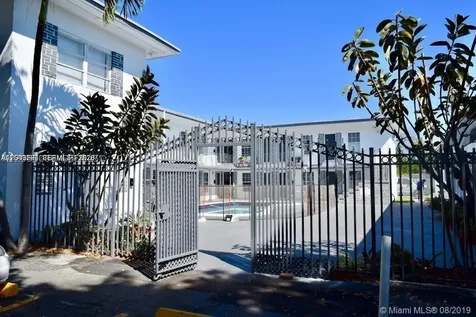 1843 Dewey Street Hollywood FL 33020