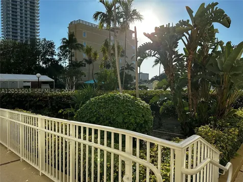3800 E Ocean Drive Hollywood FL 33019