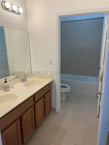 747 NE 193rd Street Miami FL 33179