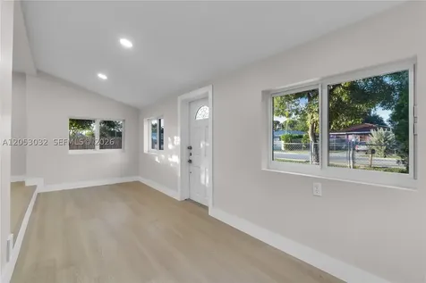559 NW 2nd Street Florida City FL 33034
