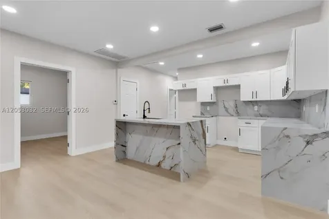 559 NW 2nd Street Florida City FL 33034