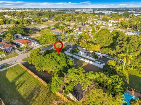 559 NW 2nd Street Florida City FL 33034
