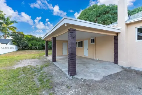 559 NW 2nd Street Florida City FL 33034