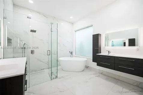 2497 Bay Isle Drive Weston FL 33327