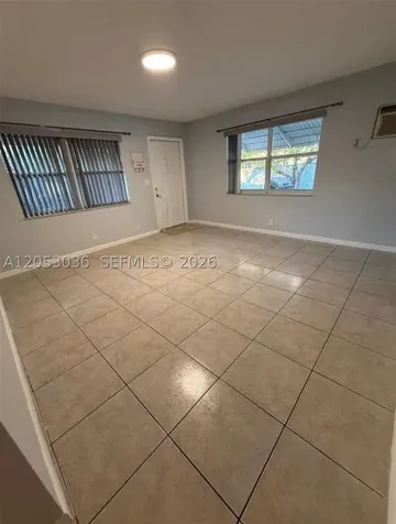 620 SW 7th Avenue Hallandale Beach FL 33009