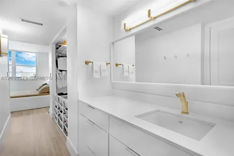 5701 Collins Avenue Miami Beach FL 33140