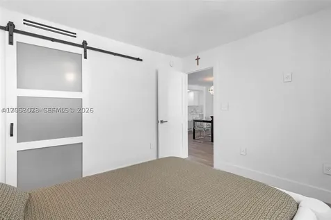 5701 Collins Avenue Miami Beach FL 33140