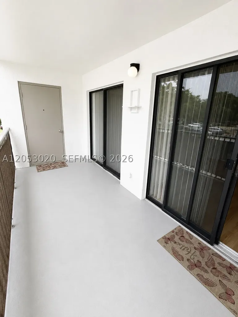 530 S Park Road Hollywood FL 33021