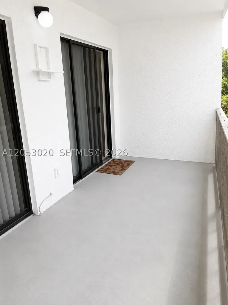 530 S Park Road Hollywood FL 33021