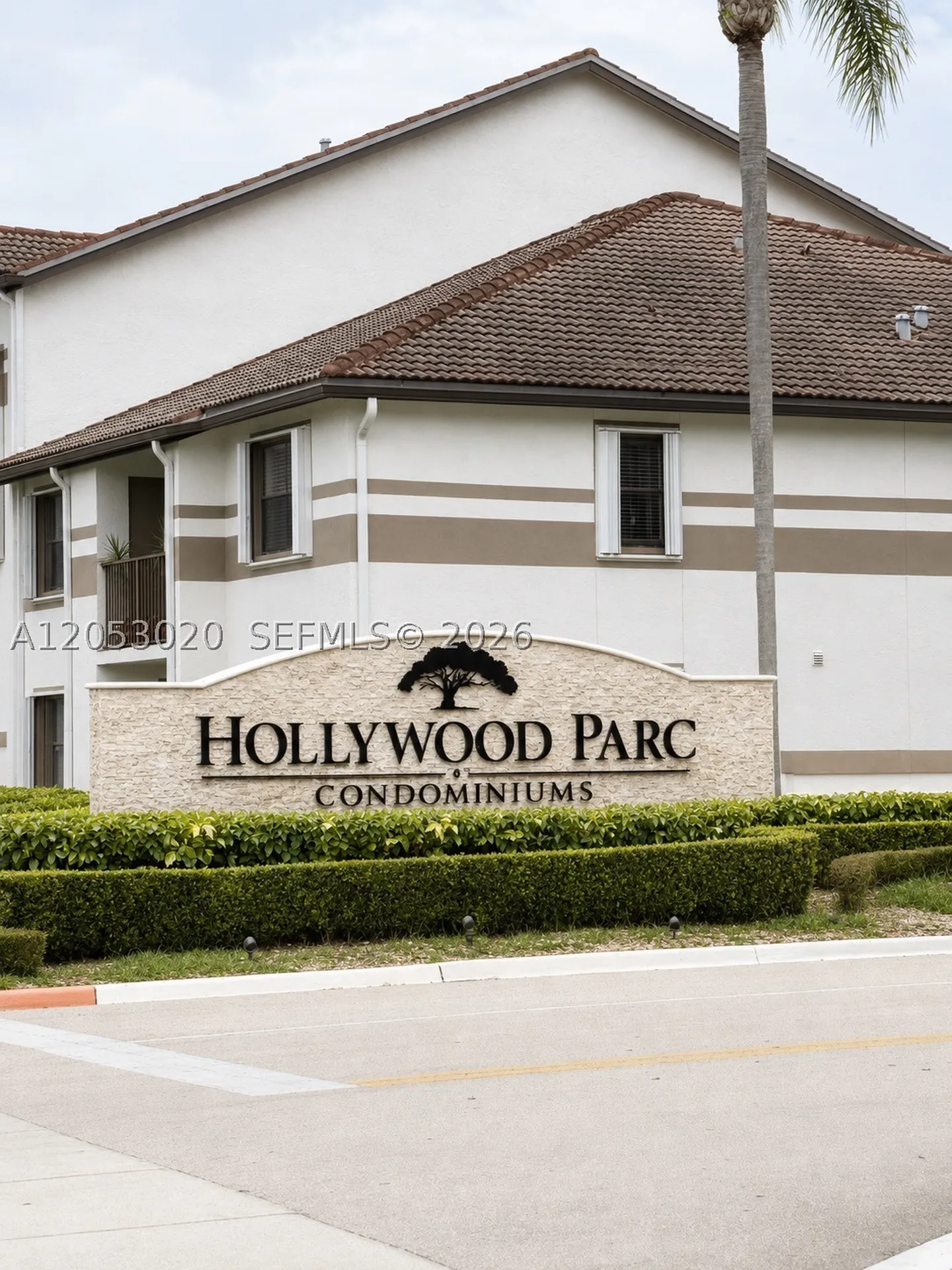 530 S Park Road Hollywood FL 33021