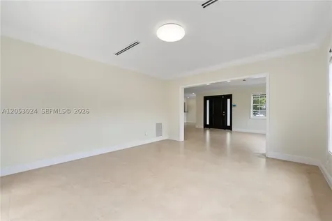 516 Gerona Avenue Coral Gables FL 33146