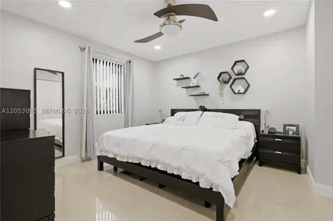 5094 NW 195th Lane Miami Gardens FL 33055