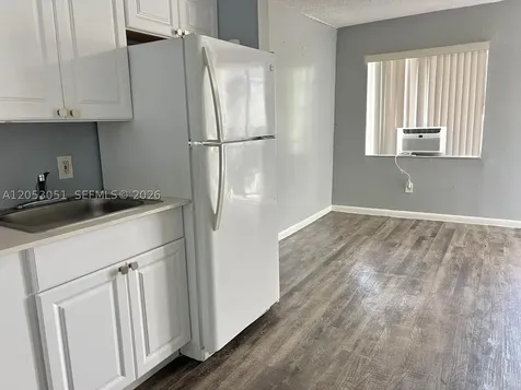 5250 NW 26th Avenue Miami FL 33142