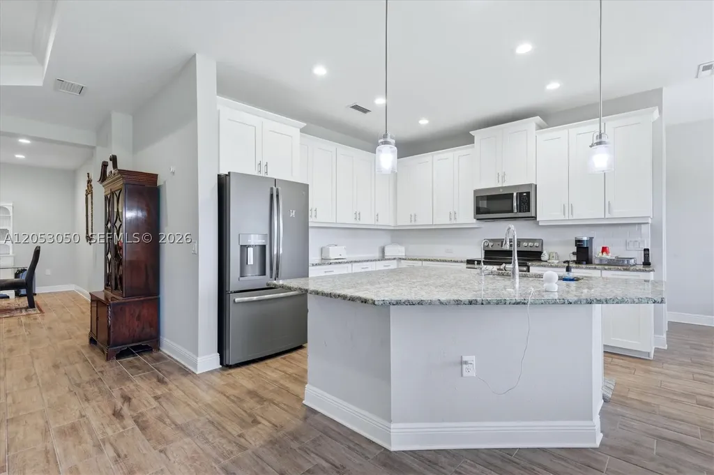 1109 Thornbury Drive Other City - In The State Of Florida FL 34219