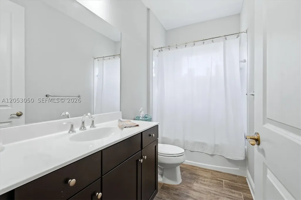 1109 Thornbury Drive Other City - In The State Of Florida FL 34219