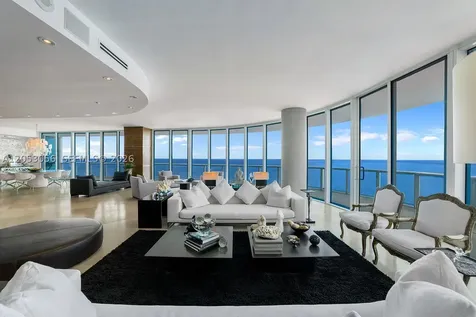 100 S Pointe Drive Miami Beach FL 33139