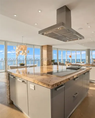 100 S Pointe Drive Miami Beach FL 33139