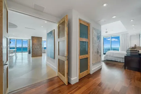 100 S Pointe Drive Miami Beach FL 33139