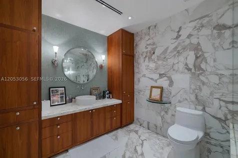 100 S Pointe Drive Miami Beach FL 33139