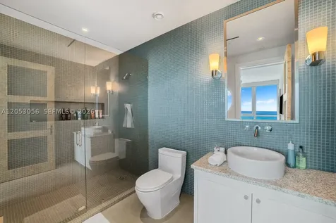 100 S Pointe Drive Miami Beach FL 33139