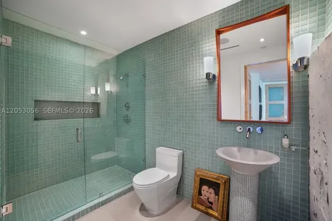 100 S Pointe Drive Miami Beach FL 33139