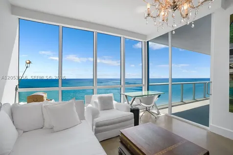 100 S Pointe Drive Miami Beach FL 33139