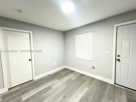 5200 NW 26th Avenue Miami FL 33142